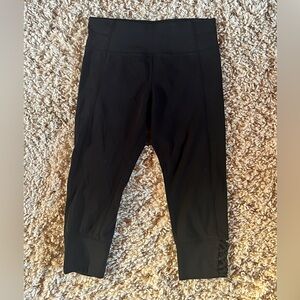 Women’s Calvin Klein capri leggings